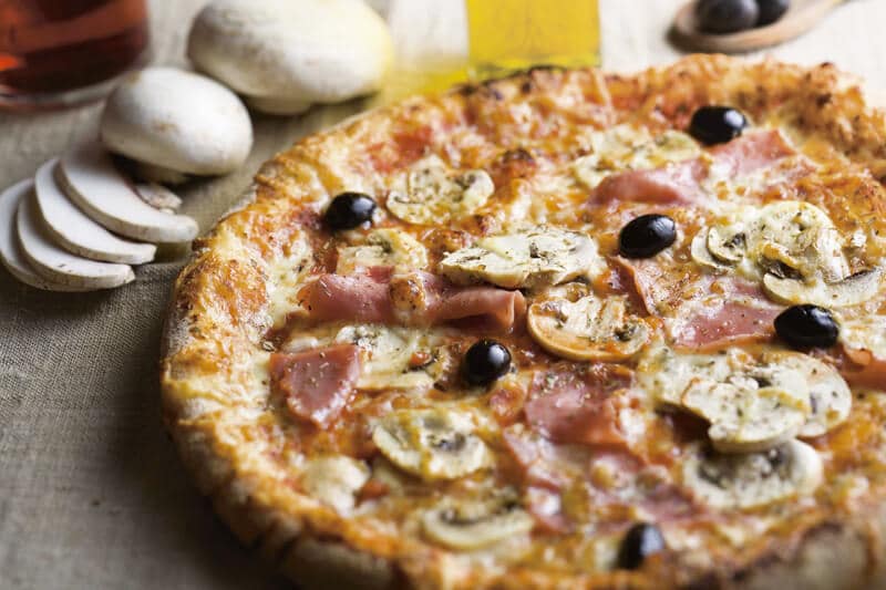 restaurant pizzeria