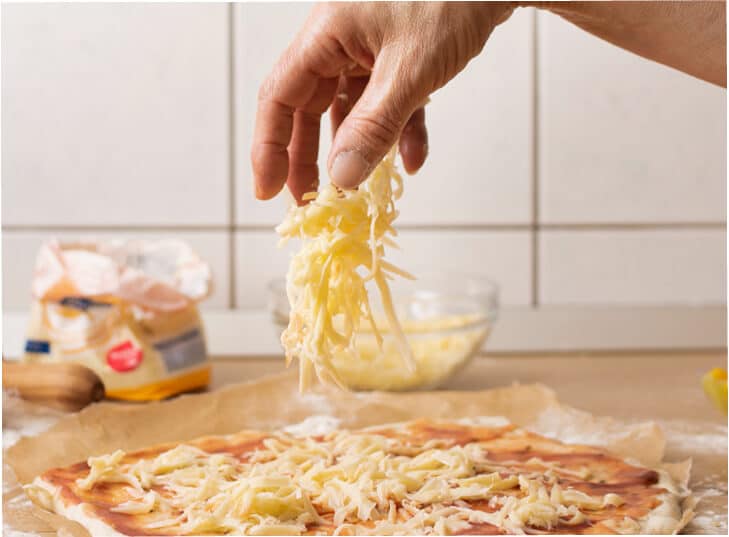 fromage mozzarella pizza